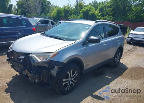 2016 Toyota Rav4 Le z USA, uszkodzony, nr VIN 2T3ZFREV3GW264382